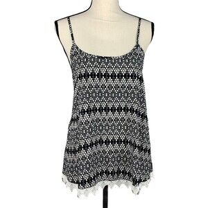 Mossimo NWT Tank Cami Top Women Medium Rayon B&W Crochet Hem Adjustable Straps